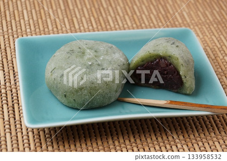 Wormwood Mochi Wormwood Mochi 133958532