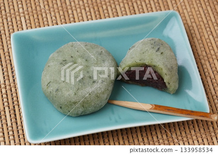 Wormwood Mochi Wormwood Mochi 133958534