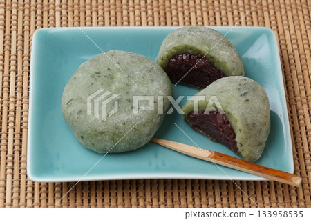 Wormwood Mochi 133958535