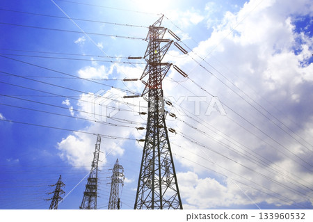 Transmission lines that carry large amounts of electricity from power plants to substations and consumption areas Transmission lines that carry large amounts of electricity from power plants to substations and consumption areas 133960532