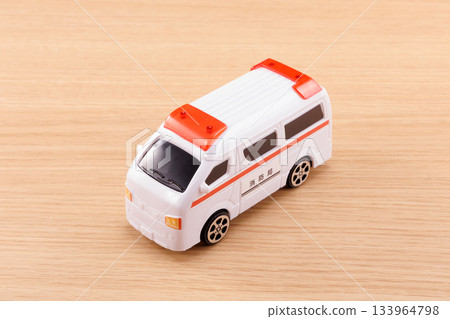 Ambulance image 133964798