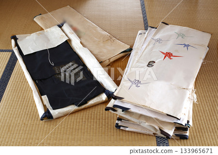 繼承房屋中待處理的舊和服 133965671