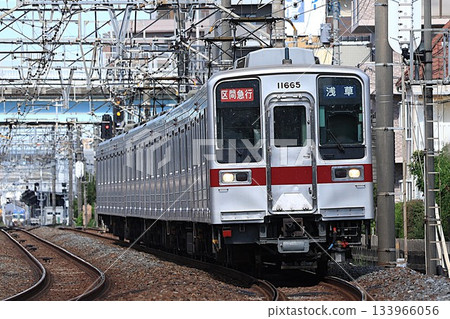 [Tobu] 10030 series limited express (Tobu Skytree Line: Kasukabe to Ichinowari) 133966056