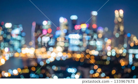 柔焦背景圖:模糊的城市建築夜景 柔焦背景圖:模糊的城市建築夜景 133967678