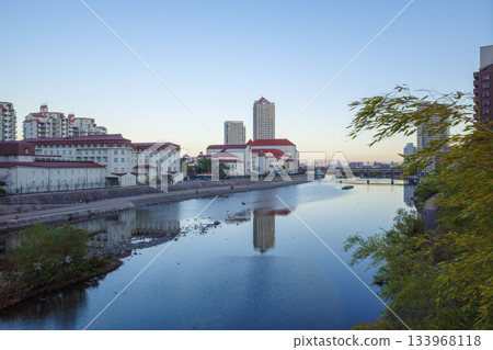 Sightseeing dam 133968118