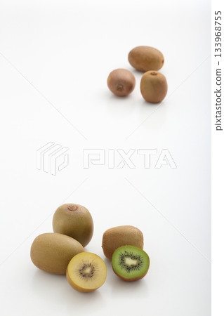 獼猴桃,切塊水果,品種,水果,切塊獼猴桃 獼猴桃,切塊水果,品種,水果,切塊獼猴桃 133968755