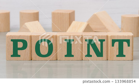 Letters on building blocks POINT 2 133968854