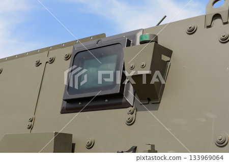 陸上自衛隊運輸和防護車輛上的防彈玻璃 陸上自衛隊運輸和防護車輛上的防彈玻璃 133969064