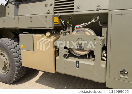 Winch and fuel tank of the Japan Ground Self-Defense Force transport and protection vehicle Winch and fuel tank of the Japan Ground Self-Defense Force transport and protection vehicle 133969065