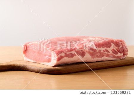 2公斤豬裡肌肉 2公斤豬裡肌肉 133969281
