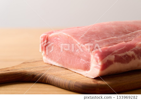 Pork loin 133969282