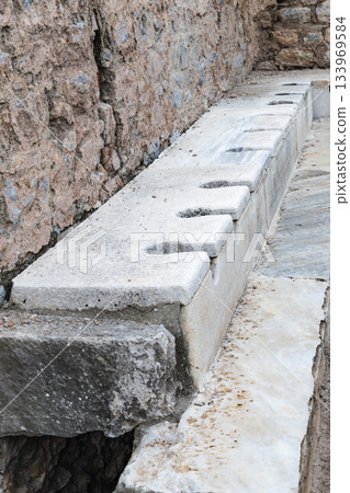 土耳其以弗所遺址廁所 133969584