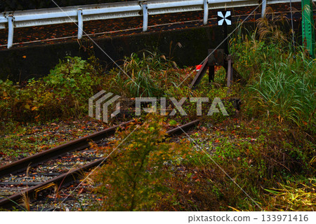 End of a curved track End of a curved track 133971416