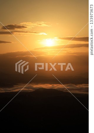 日出與雲海 303 133973673