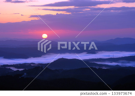 Sunrise and Sea of Clouds 383 133973674