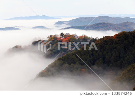 山城在天空6566 133974246