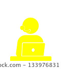 客服人員剪影（黃色） 133976831