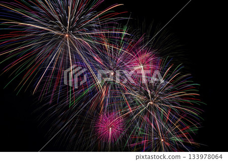 Beautiful parabolic fireworks at the Nagano Ebisu-ko Fireworks Festival 133978064