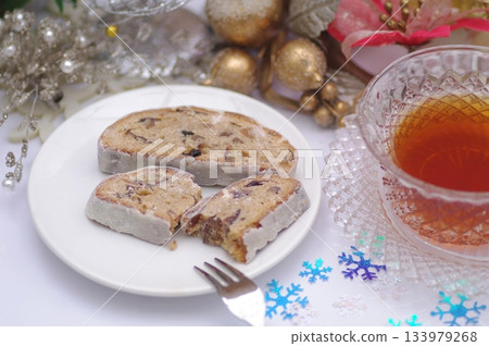 Stolen Christmas 133979268