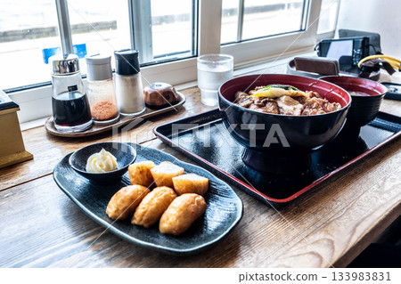 透過窗戶的陽光和秋天的味道:北海道東部之旅的午餐 透過窗戶的陽光和秋天的味道:北海道東部之旅的午餐 133983831