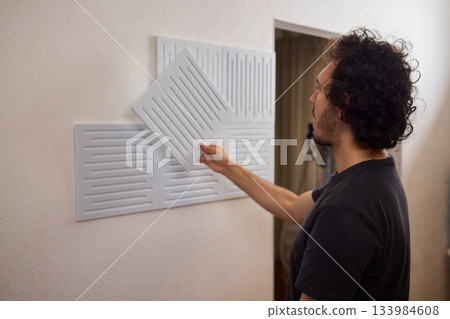 Guidance on Installing Acoustic Foam Panels Effectively for Achieving Soundproofing Benefits 133984608