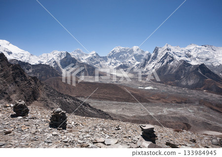 Mountains landscape from Chukhung Ri viewpoint, Nepal 133984945
