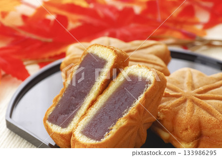 A classic souvenir: Hiroshima's famous momiji manju 133986295
