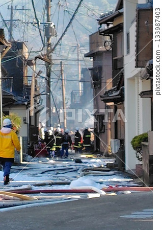 Firefighting efforts for a large-scale fire in Saganoseki, Oita Prefecture 133987403