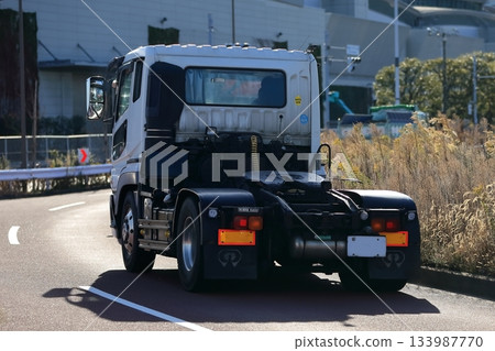 拖拉機頭圖片 拖拉機頭圖片 133987770