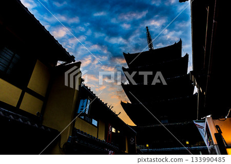 The charming old streets of Kyoto The charming old streets of Kyoto 133990485