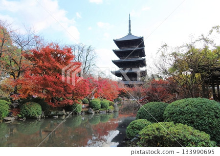 秋葉池與五層寶塔 秋葉池與五層寶塔 133990695
