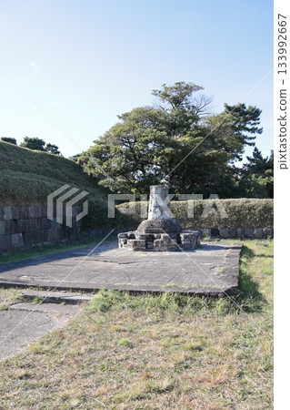 Daiba Park: Remains of the Third Battery's hearth (Minato Ward, Tokyo) Daiba Park: Remains of the Third Battery's hearth (Minato Ward, Tokyo) 133992667