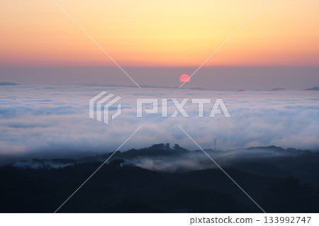 Sunrise and Sea of Clouds 453 133992747
