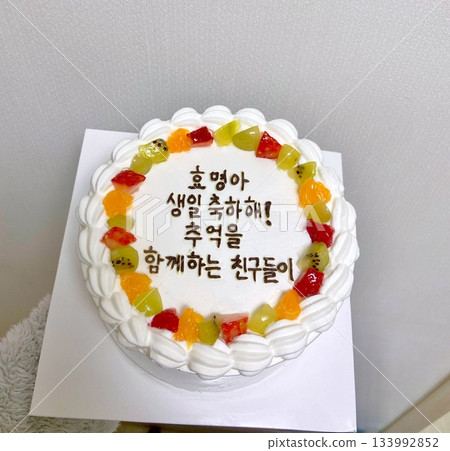 A delicious, fluffy cake with layers of rich flavor, perfect for any occasion. Often topped with frosting or fresh fruits, it's a sweet treat that brings joy to every bite. 133992852
