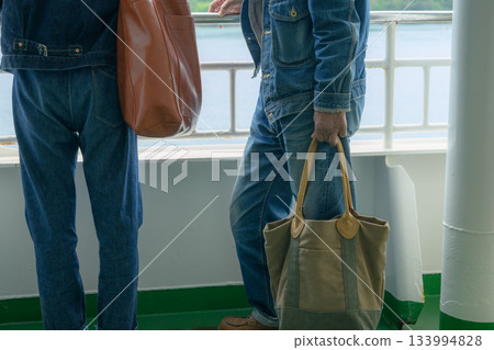 船上牛仔之旅 船上牛仔之旅 133994828