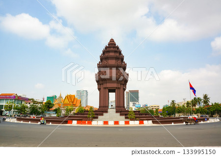 獨立紀念碑是柬埔寨首都金邊的一個推薦旅遊景點。 133995150