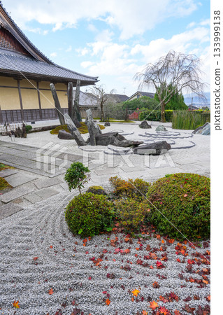 京都一乘寺瑞嚴山圓光寺(德川家康創建)拍攝於 2025 年秋季 京都一乘寺瑞嚴山圓光寺(德川家康創建)拍攝於 2025 年秋季 133999138