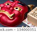 Image of red demon mask and Setsubun bean throwing 134000351