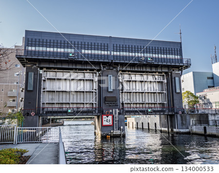 The new Onagi River floodgate installed on the Onagi River The new Onagi River floodgate installed on the Onagi River 134000533