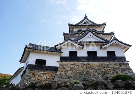 滋賀縣彥根市彥根城，城樓及附屬砲塔，多門砲塔（西北方）（深秋） 134001878