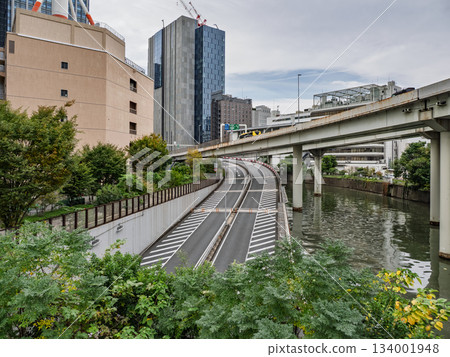 The Metropolitan Expressway Yaesu Line has been closed for a long period due to the Nihonbashi Section Underground Project. The Metropolitan Expressway Yaesu Line has been closed for a long period due to the Nihonbashi Section Underground Project. 134001948