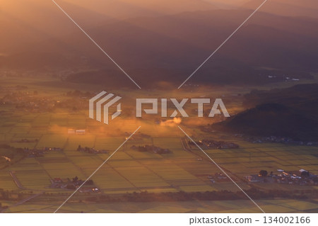 岩手縣遠野市黎明風景 134002166