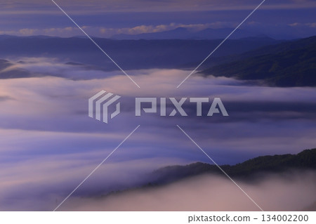 Dawn scenery in Tono City, Iwate Prefecture Dawn scenery in Tono City, Iwate Prefecture 134002200