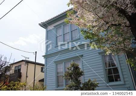The former Ozaki Theodora residence in Gotokuji, Setagaya Ward, Tokyo The former Ozaki Theodora residence in Gotokuji, Setagaya Ward, Tokyo 134002545