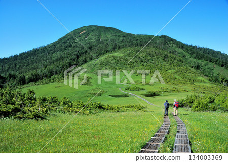 [Mountain scenery] Climbing Mt. Hiuchigatake, Fukushima Prefecture, Kumazawa Tashiro 134003369