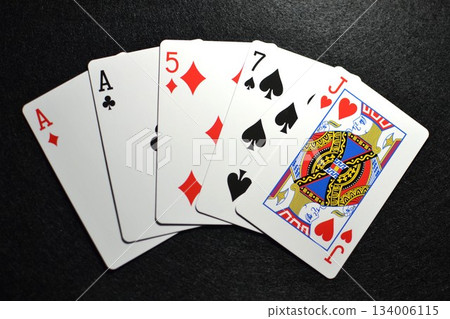 撲克一對 134006115