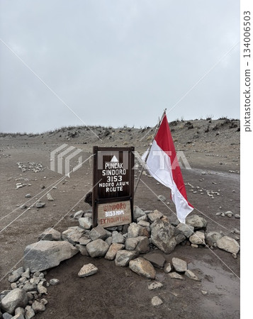 Mount Sindoro Indonesia summit 134006503