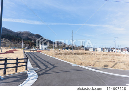 住宅用地面積 134007528