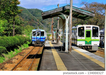 Aizu Railway "Aizu-Shimogo" Station, the gateway to Minamiaizu and Shimogo Town 134008327
