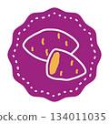 標籤貼紙材料，紫色圓形背景，印有地瓜和烤地瓜圖案。 134011035